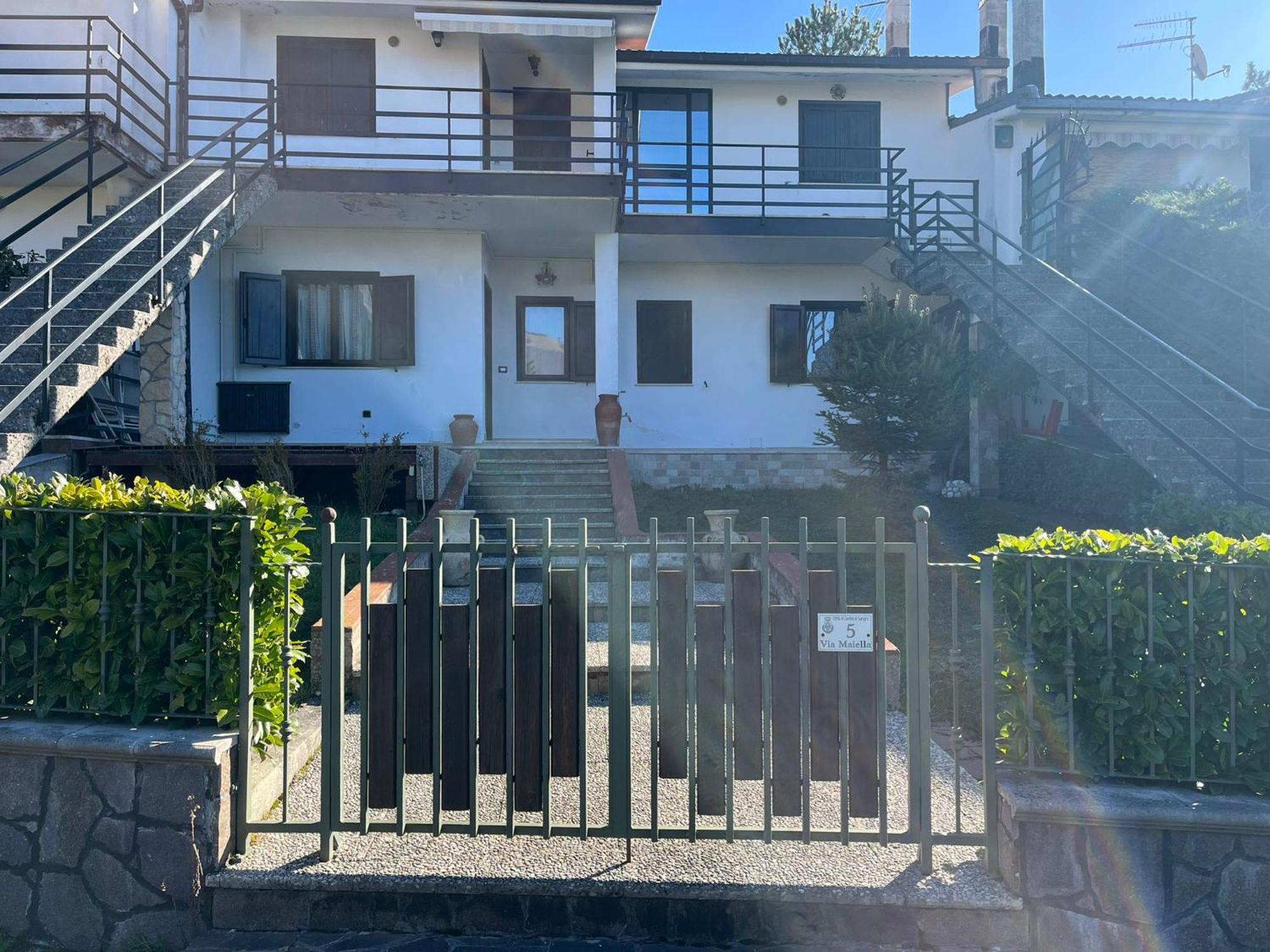 Appartement Il Rifugio Di Carmine à Castel Di Sangro Extérieur photo